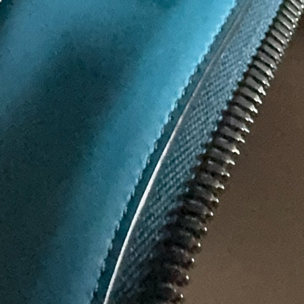 COPY - GIVENCHY Medium Soft Antigona in Petrol Blue. - Picture 6 of 17